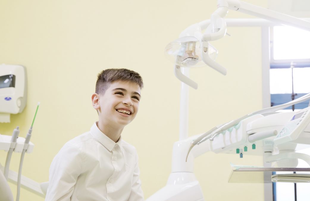 Carie e affollamento dentale nei bambini: prima si interviene, meglio è!