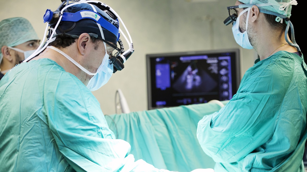 Valvole del cuore: potenziata l’equipe di Anthea Hospital con il nuovo cardiochirurgo Enrico Moranti 