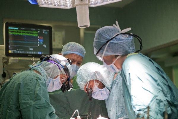 E' l'unico Ospedale in Liguria per la riparazione delle valvole aortiche con la chirurgia mininvasiva