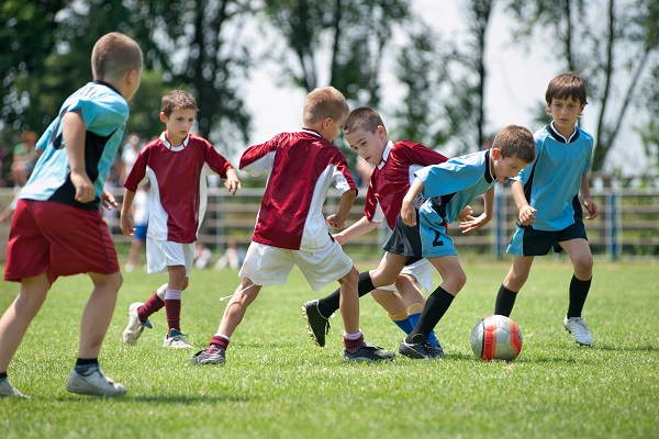 Sport e bambini, i controlli cardiologici a cui sottoporsi prima d’iniziare l’attività fisica