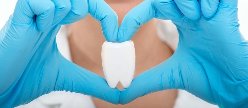 Carie, gengiviti e parodontiti: un rischio per la salute del tuo cuore