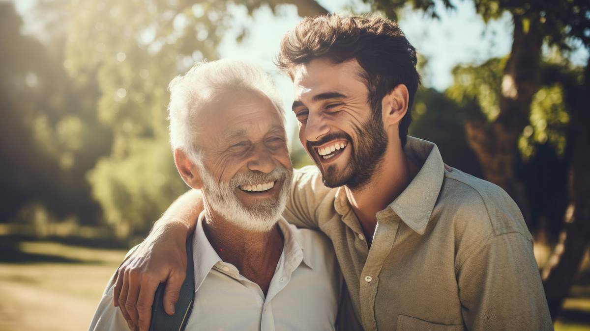 Osteoporosi: perché accompagnare al controllo anche i papà over 70