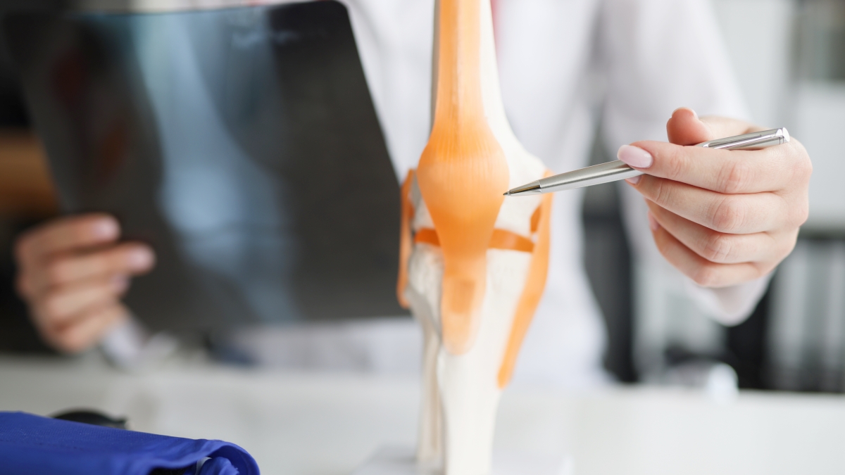 Protesi al ginocchio: quando è indicata la protesi totale o monocompartimentale